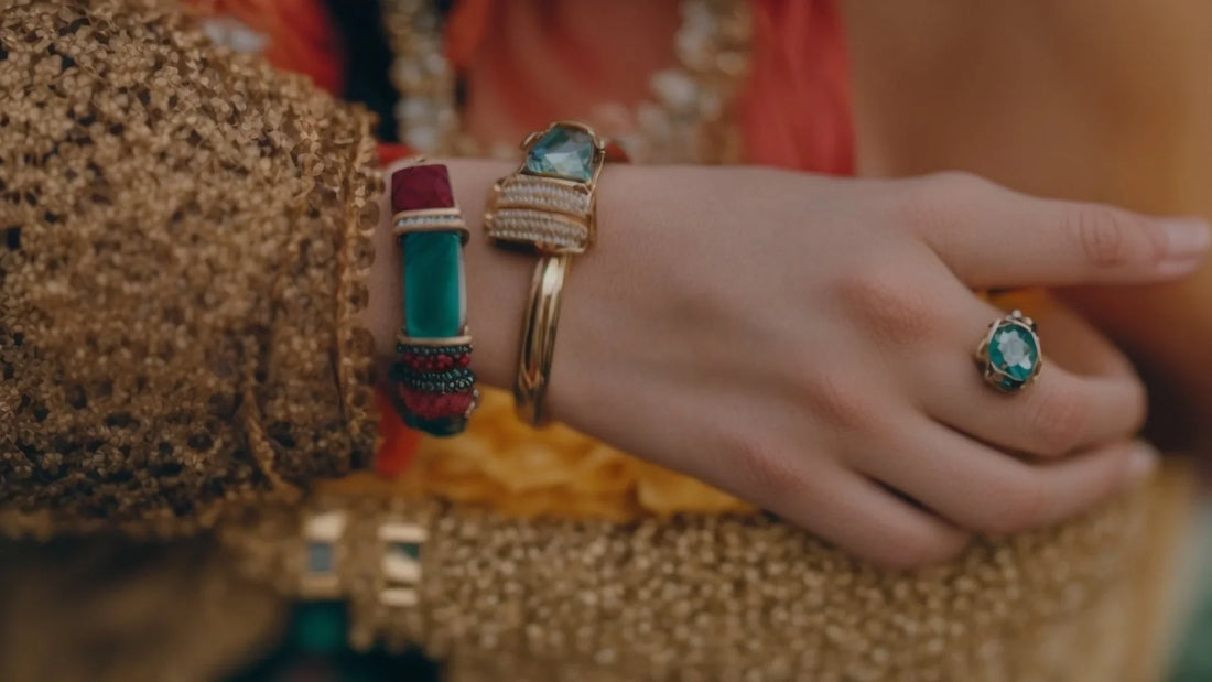 Schmuck Trends 2025: Entdecke deinen persönlichen Stil mit Eleganz und Bedeutung