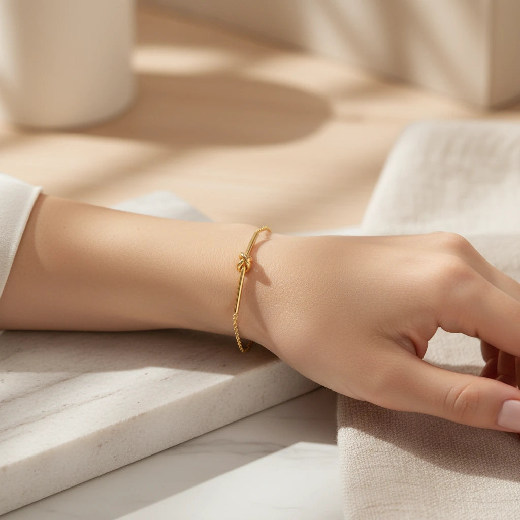 Twisted Knot Bar Armband