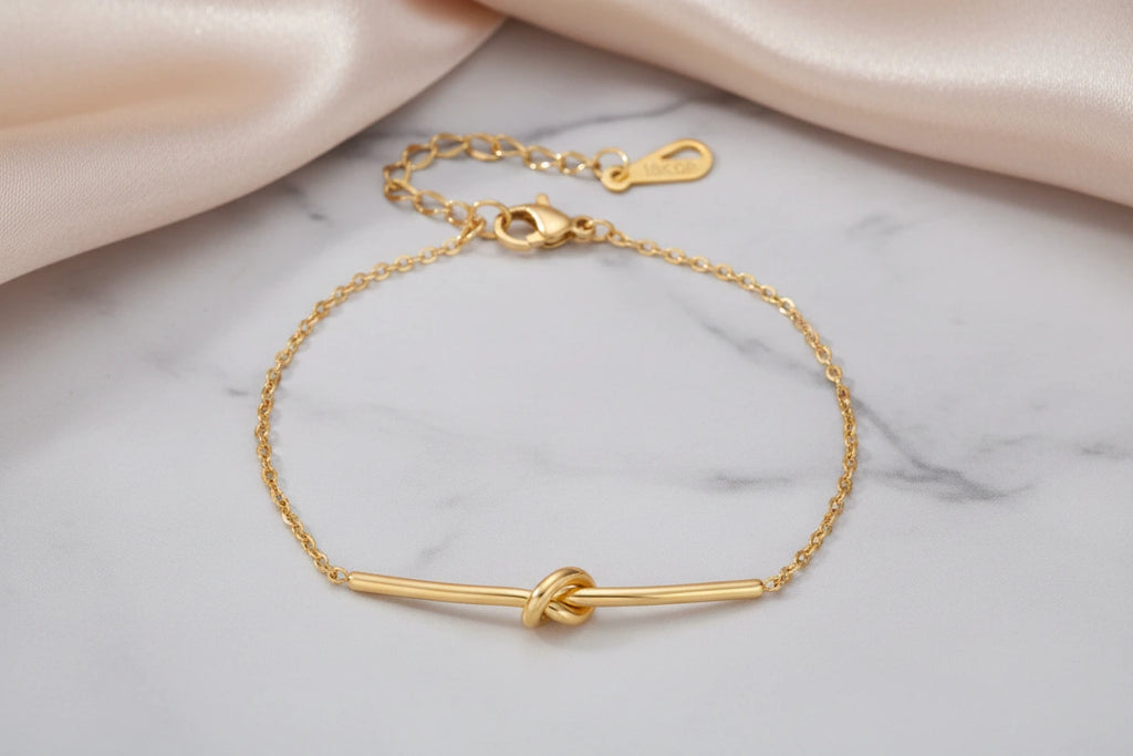 Twisted Knot Bar Armband