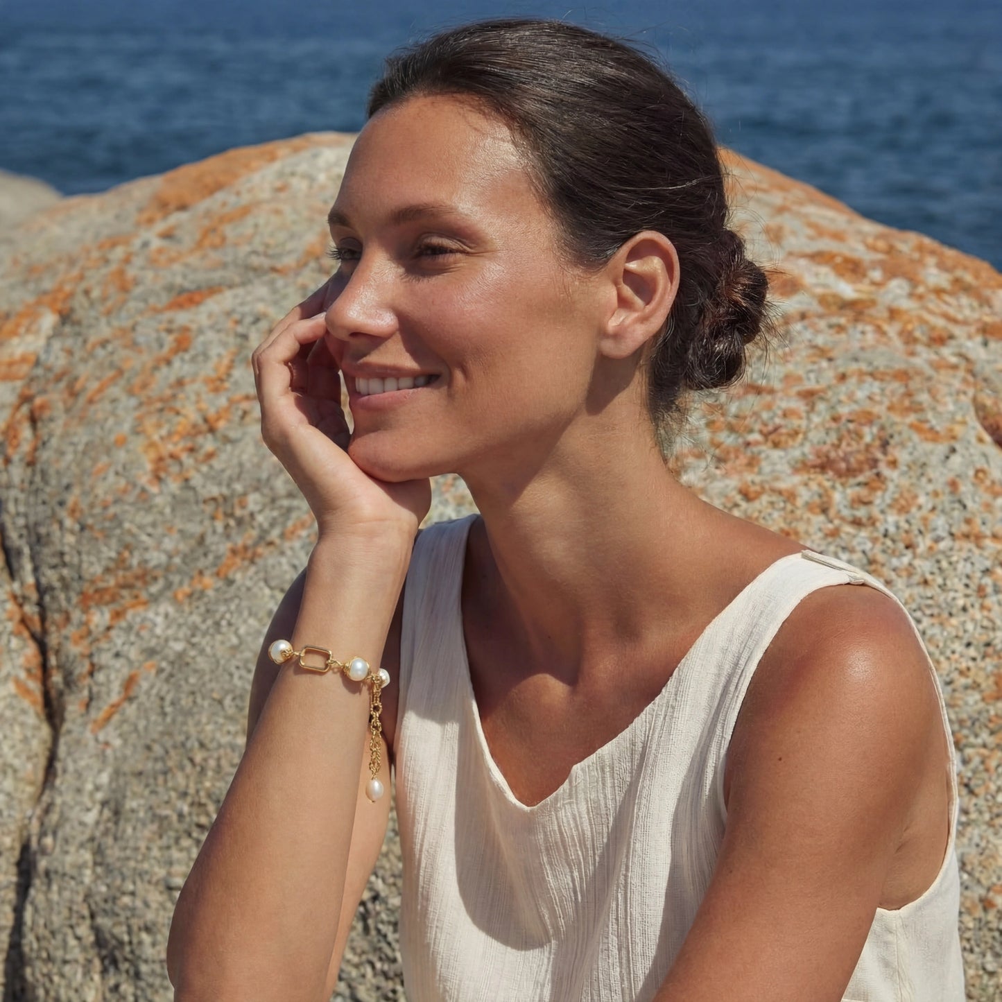 Golden Pearl Kettenarmband | 14K vergoldetes Eco-Messing & Süßwasserperlen