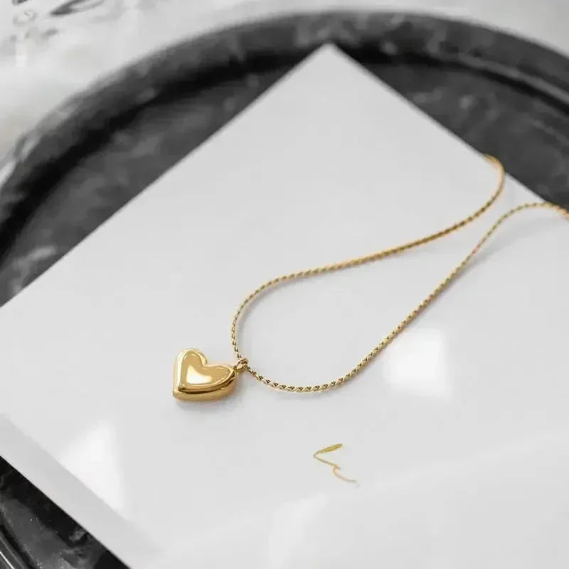 Halskette "Claire", Herzanhänger, in gold - Halskette - flyliving