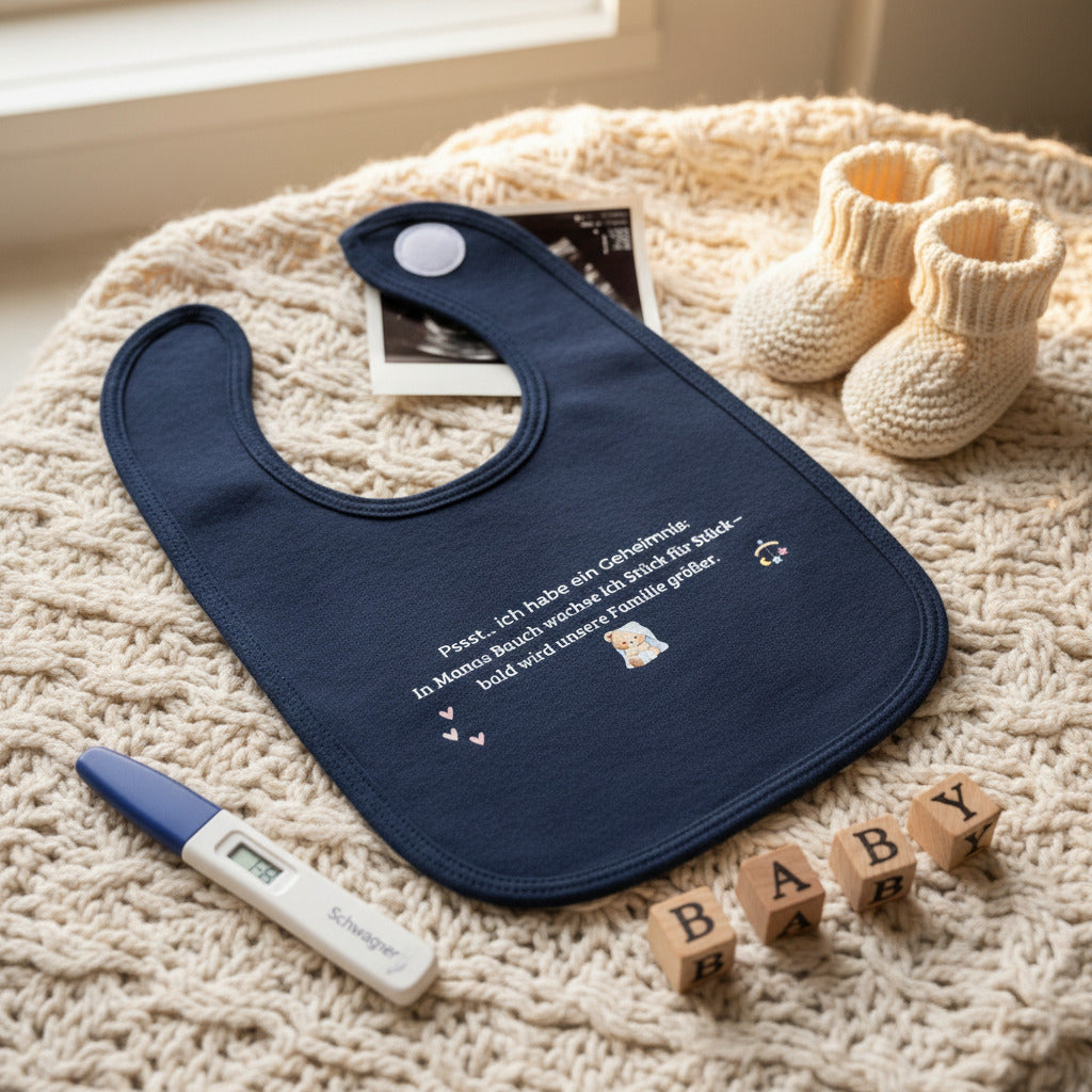 Babylätzchen zur Schwangerschaftsverkündung