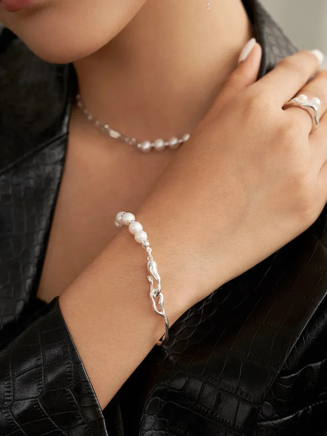 Armband "Arielle" mit Frischwasser Perlen, vergoldet oder in Silber