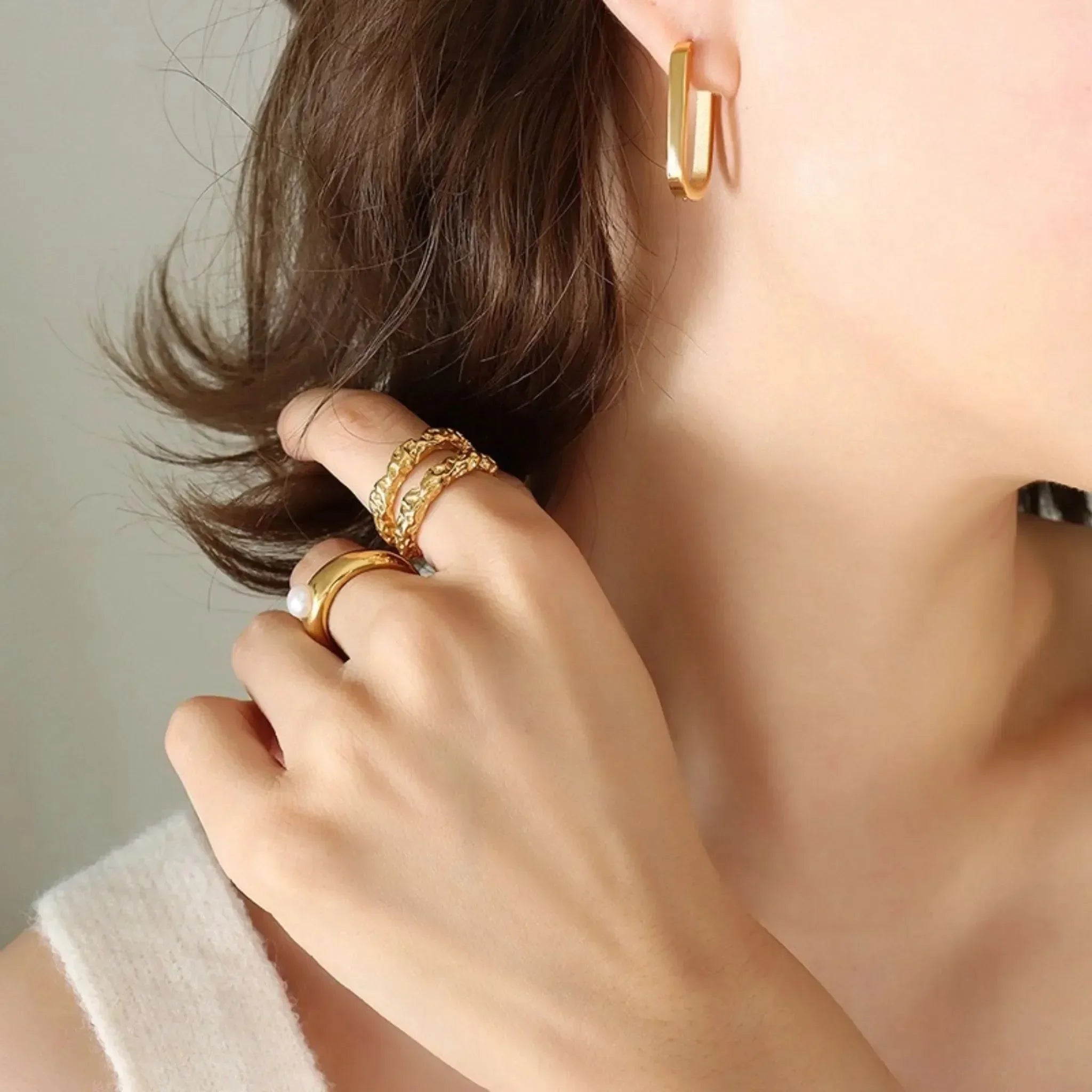 Ohrringe "Oval Hoop", vergoldet