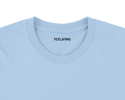 Hellblaues crewneck t-shirt sarkastisches frosch design mit subtil geripptem kragen und flyliving logo am ausschnitt