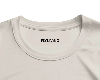 Weißer oversized streetwear t-shirt aus baumwolle mit crew neck und flyliving logo im innenkragen