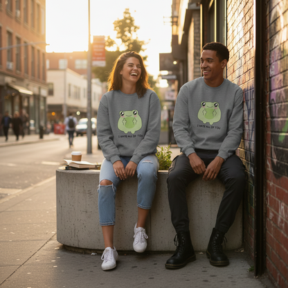 Grauer sweatshirt mit grünem frosch und sarkastischem text i hate all of you auf der vorderseite