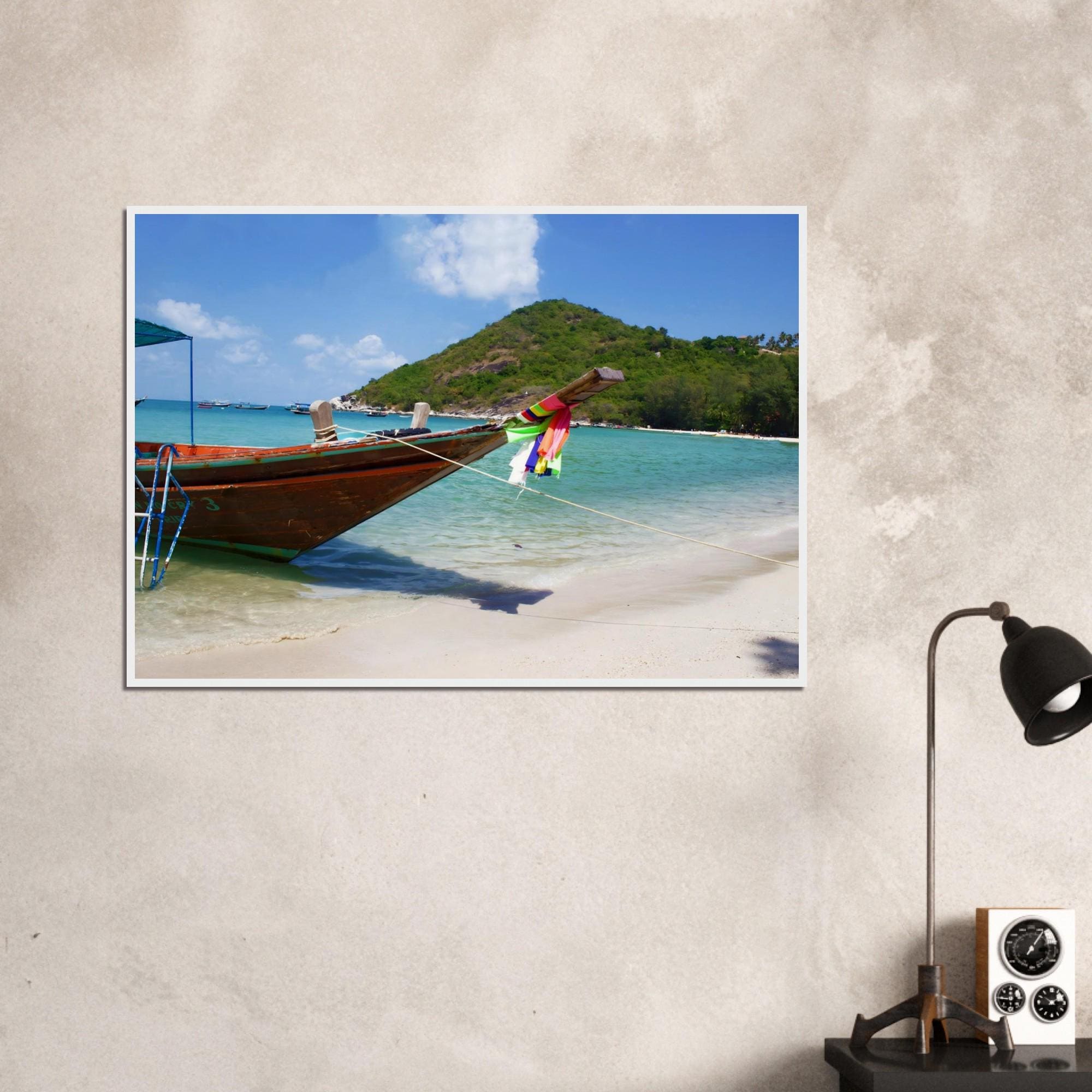 Gerahmtes Bild Longtailboot auf Koh Pangan - Edles Wandkunstwerk für dein Zuhause