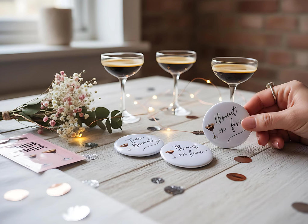 Anstecker JGA für Junggesellinenabschied, Hochzeit, Braut, Team, Espresso Martini / Aperol, 6 cm Durchmesser, Set