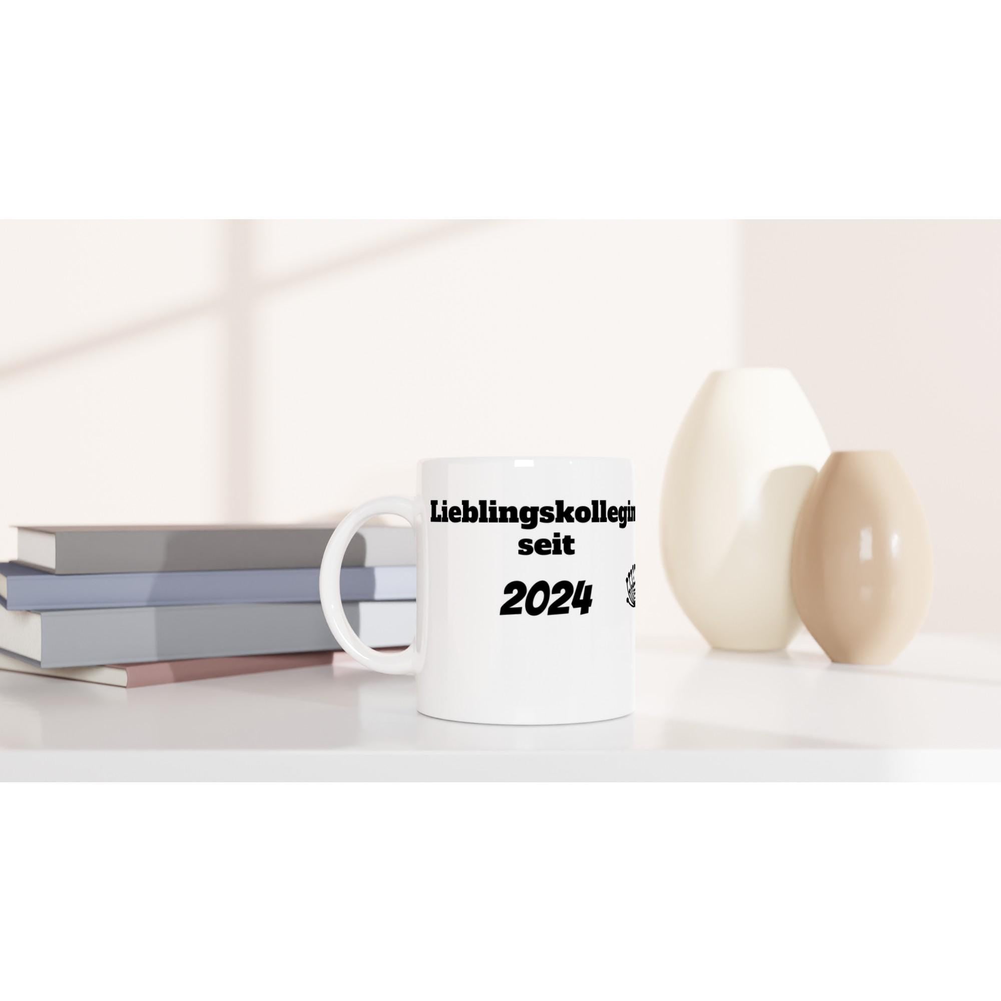 Personalisierte Tasse – „Lieblingskollegin seit …“ mit Jahreszahl & Wunschname, Bürotasse 325 ml