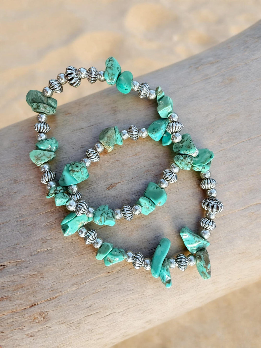Armband mit Türkisen, handgemacht, Boho Stil, Schmuck, Geschenk für Frauen, Strand Accessoire, Sommer Mode