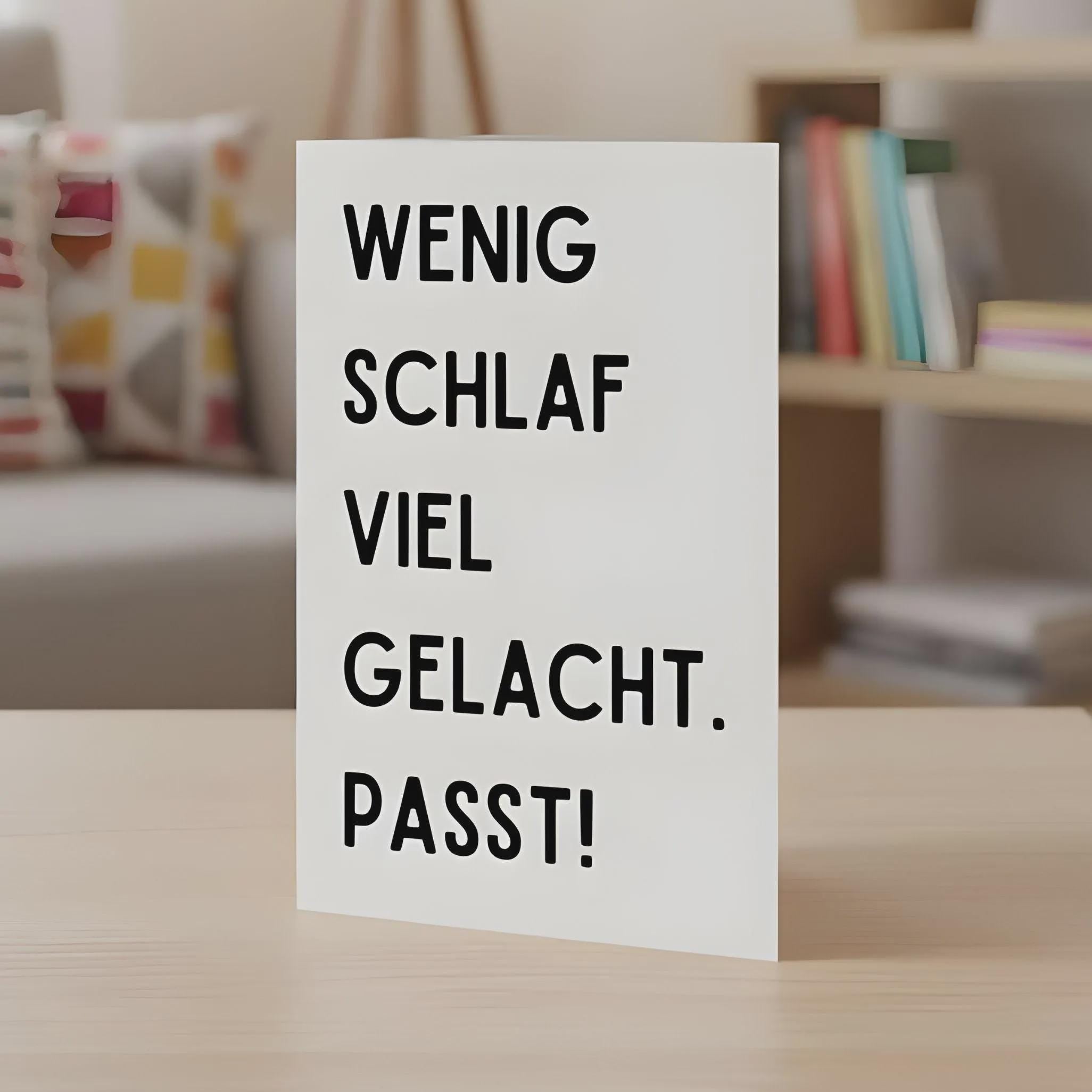 Geburtstagskarte "Wenig Schlaf viel gelacht passt" – minimalistisch – witzige Karte für Freunde, Party, Geburtstag, Feier