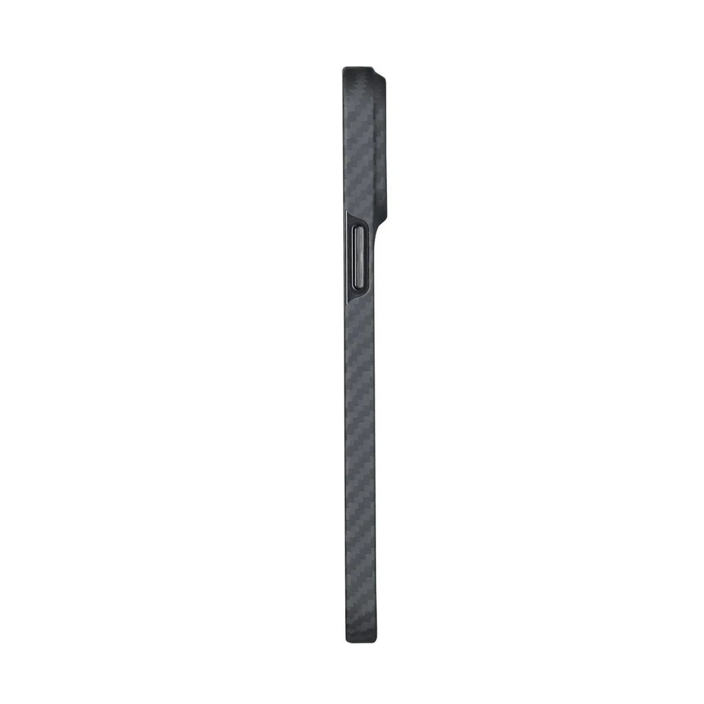 iPhone Case "Ghost" aus Carbon
