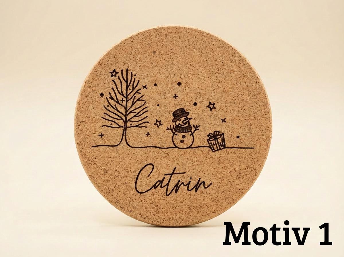 Personalisierter Kork Untersetzer Weihnachten mit Namen Wichtelgeschenk & Tischdeko 6 versch. Designs, Graviertes Weihnachtsgeschenk Set - flyliving