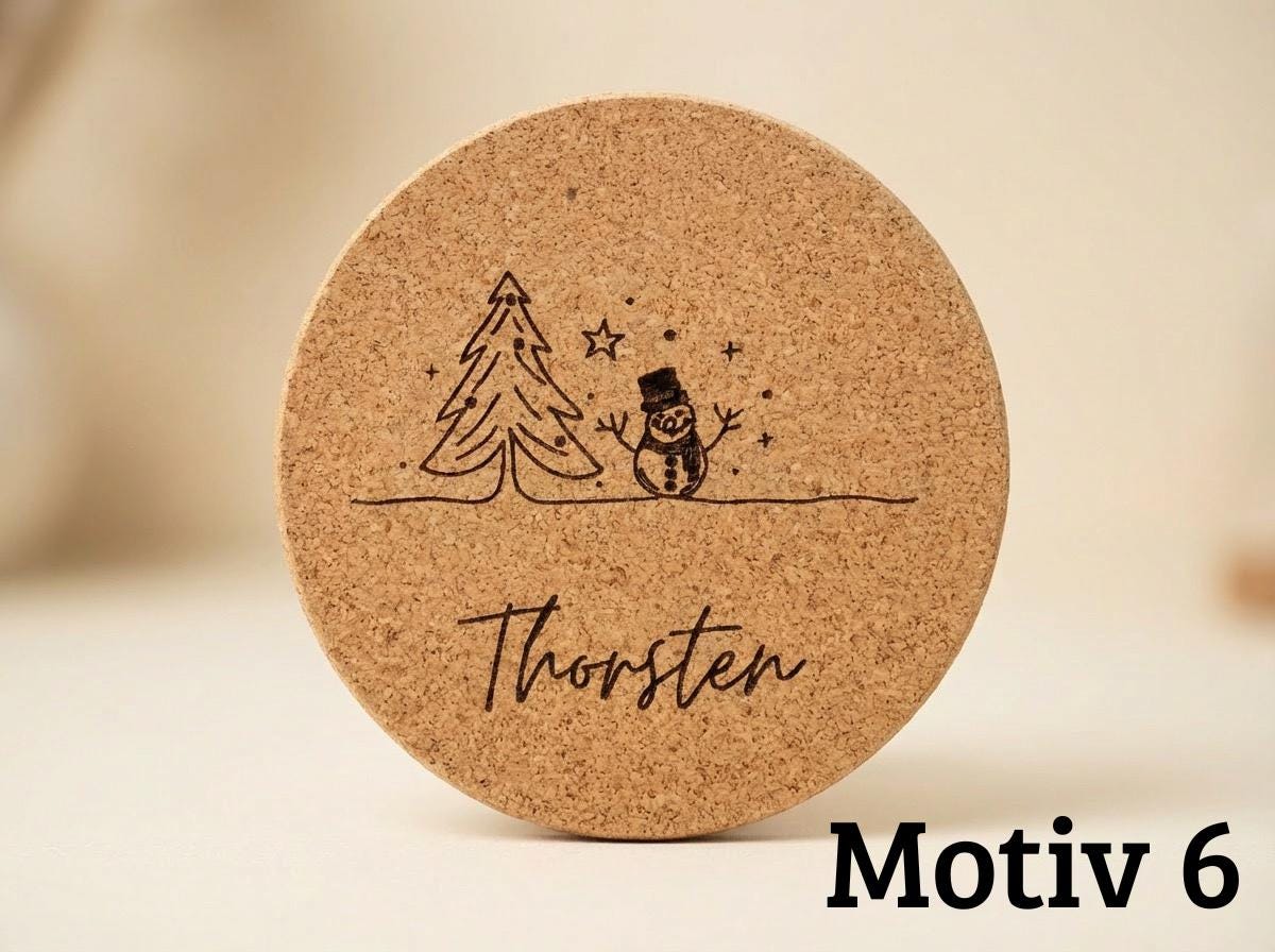 Personalisierter Kork Untersetzer Weihnachten mit Namen Wichtelgeschenk & Tischdeko 6 versch. Designs, Graviertes Weihnachtsgeschenk Set - flyliving
