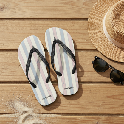 Pastell gestreifte leichte flip flops mit schwarzen riemen und anker motiven von flyliving für strand und pool