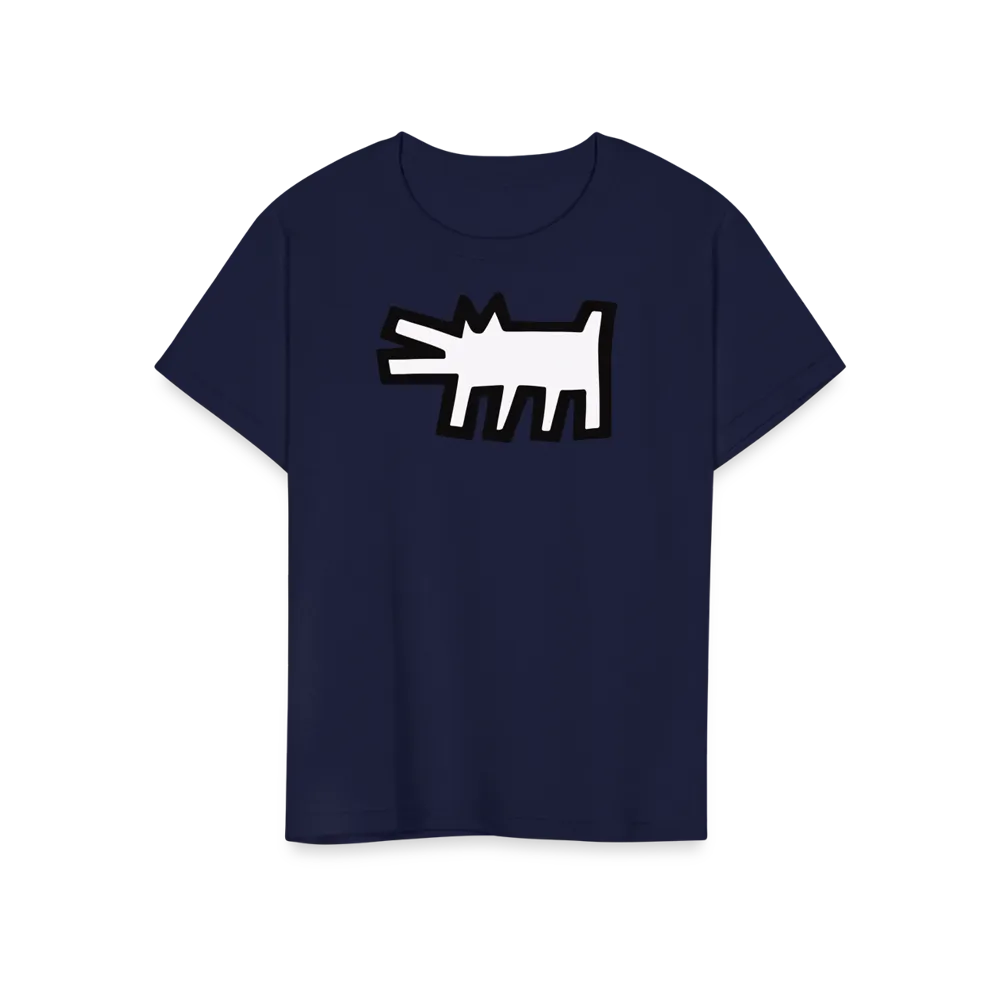 Das Art-O-Rama Shop T-Shirt "The Barking Dog Icon, 1990" in marineblau zeigt eine fette weiße Hundegrafik im Cartoon-Stil mit schwarzen Umrissen und gezackten Kanten auf der Vorderseite für ein echtes Street-Art-Statement.