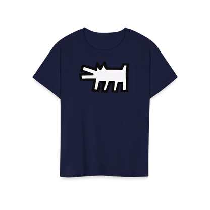 Das Art-O-Rama Shop T-Shirt "The Barking Dog Icon, 1990" in marineblau zeigt eine fette weiße Hundegrafik im Cartoon-Stil mit schwarzen Umrissen und gezackten Kanten auf der Vorderseite für ein echtes Street-Art-Statement.
