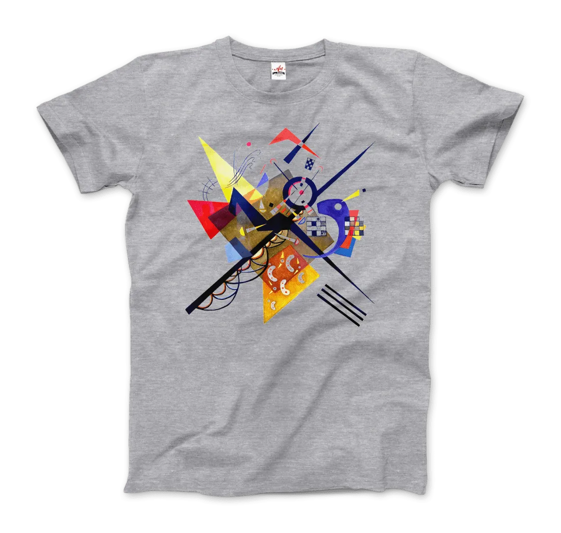 Das T-Shirt Wassily Kandinsky auf Weiß II, 1923 von Art-O-Rama Shop zeigt ein dynamisches, vom Bauhaus inspiriertes abstraktes Design mit farbenfrohen geometrischen Formen - Dreiecke, Kreise, Linien und Quadrate - in Rot, Gelb, Blau und Schwarz.