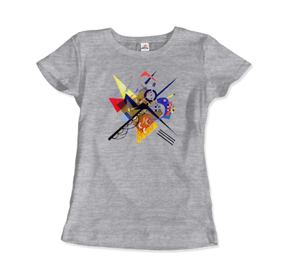 Das Art-O-Rama Shop T-Shirt Wassily Kandinsky auf Weiß II, 1923 ist ein graues, kurzärmeliges T-Shirt mit einem farbenfrohen, abstrakten, geometrischen Design in Rot, Gelb, Blau, Schwarz und Orange auf der Vorderseite.